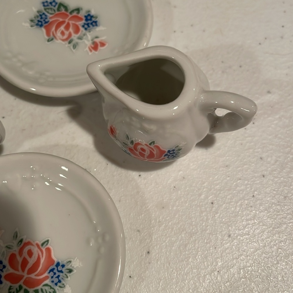 Floral Miniature Tea Set - Picture 7 of 8